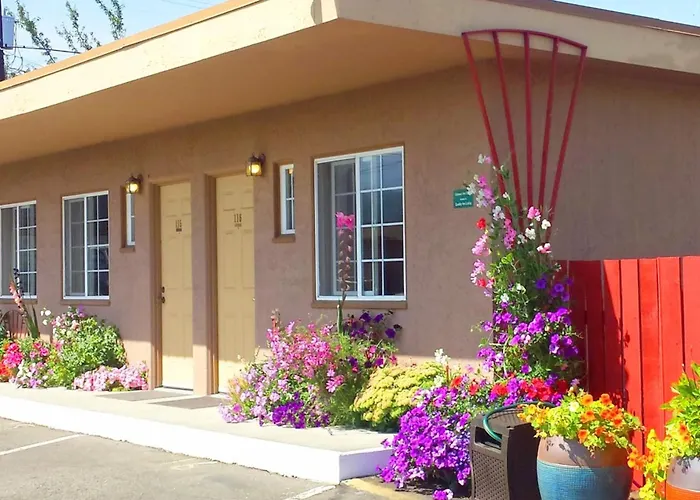Hotel: Uptown Inn